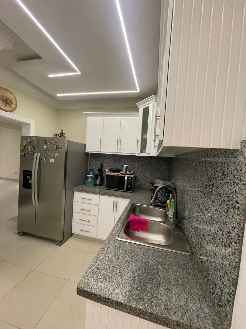 Venta de Apartamento – Segundo Nivel con Terraza y Jacuzzi  El Millón Foto 7304883-6.jpg
