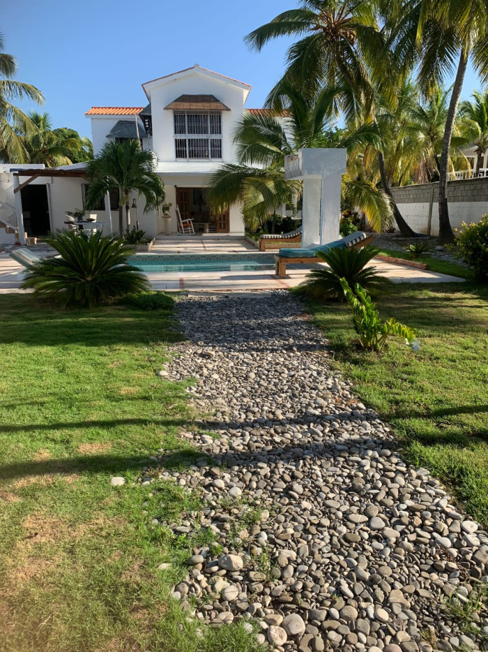 Villa en venta en Palmar de Ocoa primera linea de Playa Foto 7304916-6.jpg