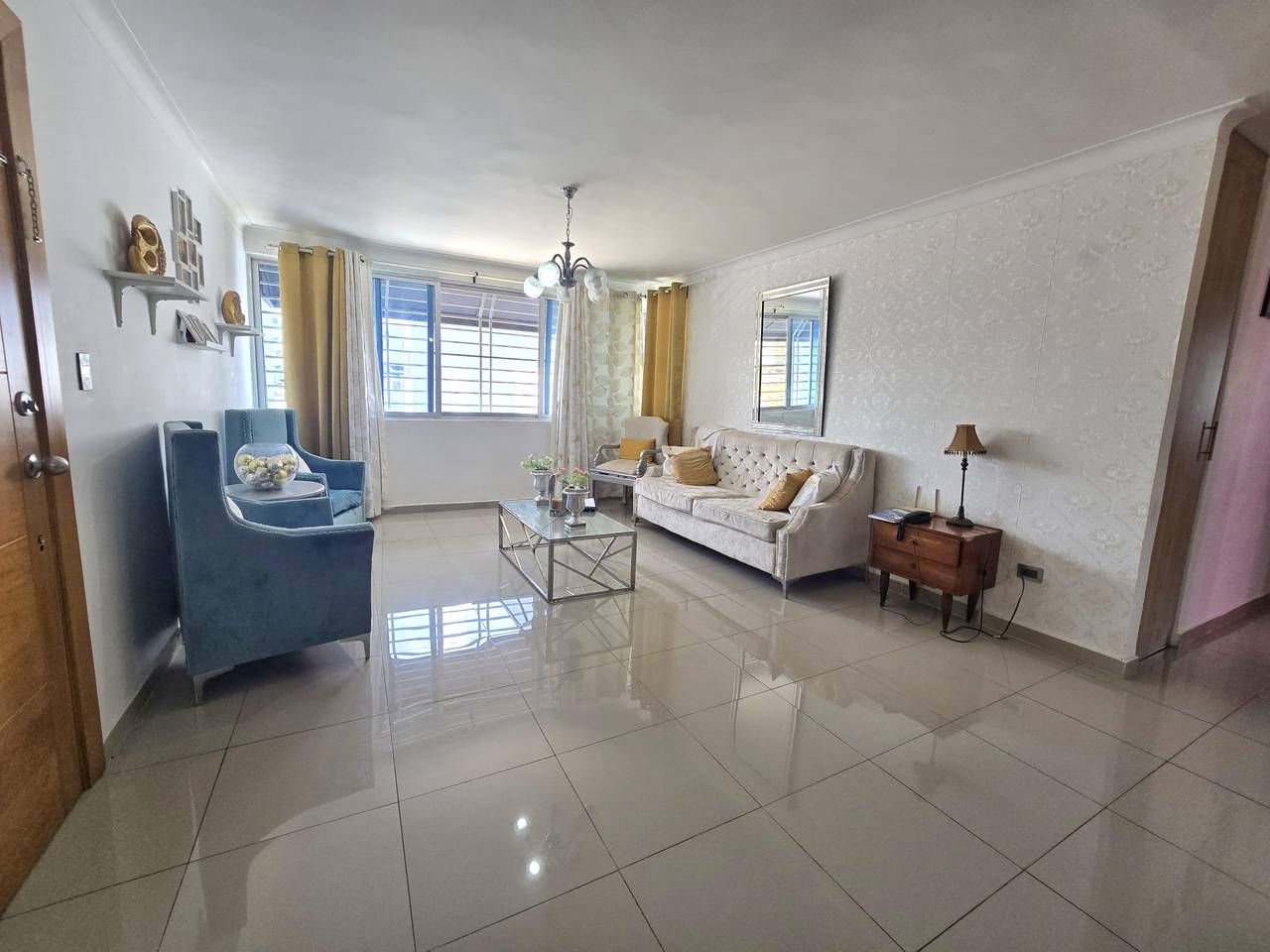 Apartamento en la Jacobo Majluta bien Amplio Colinas del Arroyo II Foto 7304952-1.jpg