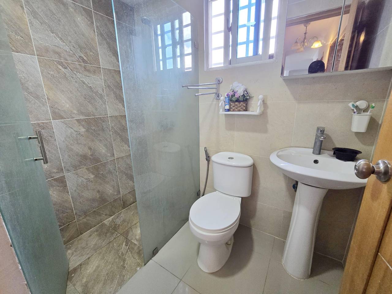 Apartamento en la Jacobo Majluta bien Amplio Colinas del Arroyo II Foto 7304952-5.jpg