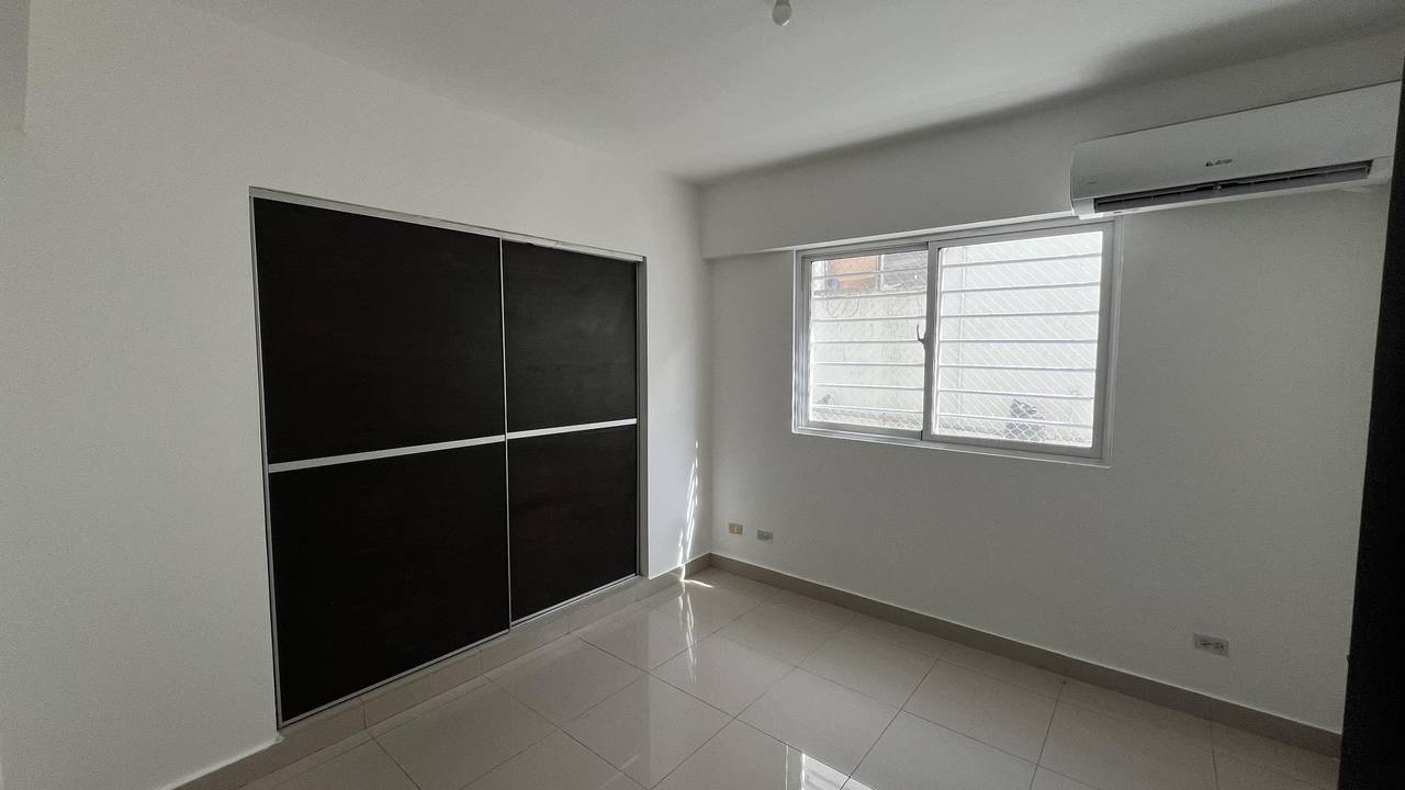 Apartamento en alquiler en Gazcue de 1 habitacion Foto 7305050-4.jpg