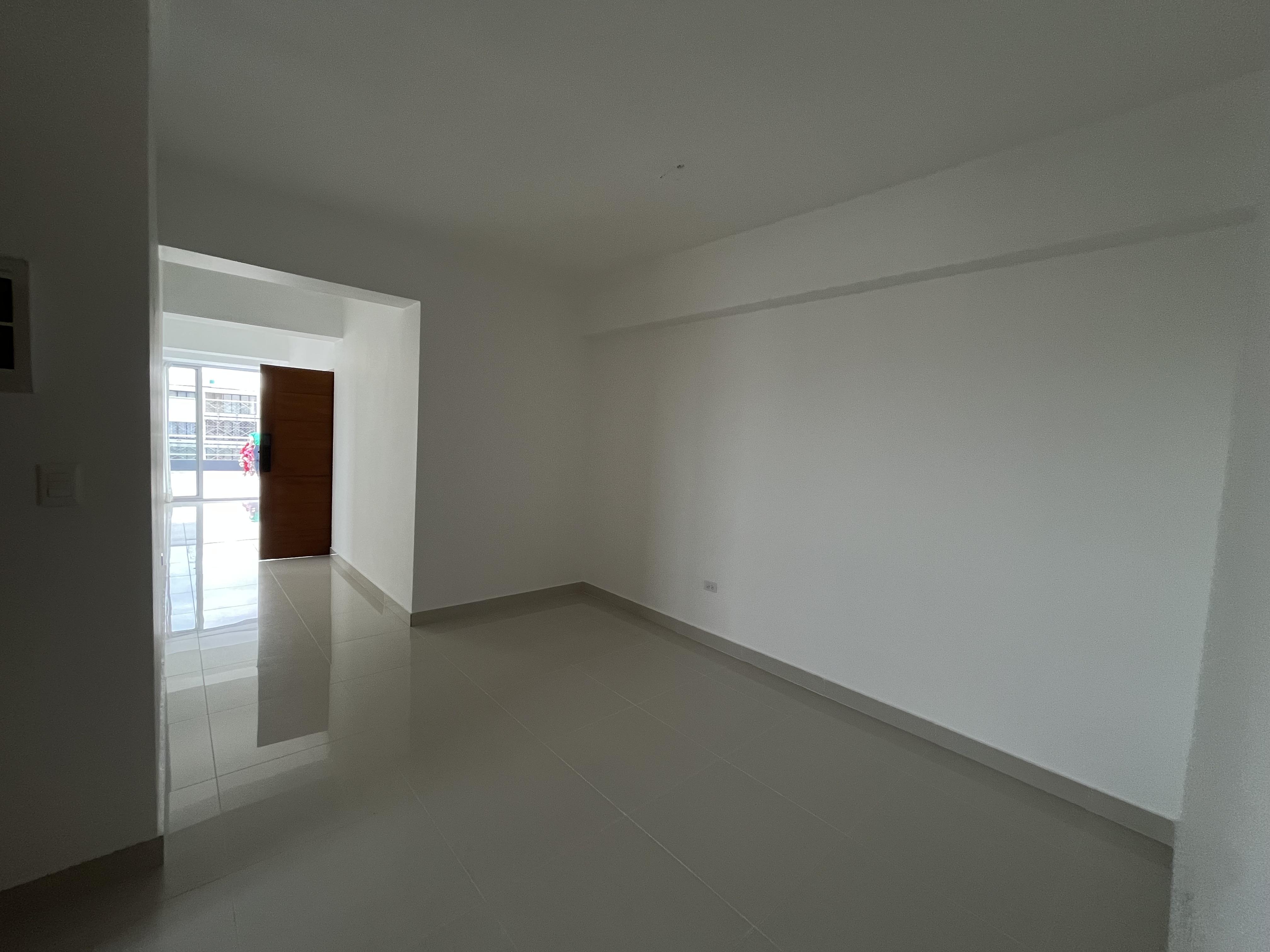 Apartamento en alquiler en Bella Vista de 3 habitaciones Foto 7305071-8.jpg