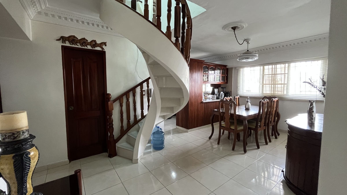 Apartamento en venta en Bella Vista de 3 habitaciones con terraza Foto 7305215-5.jpg
