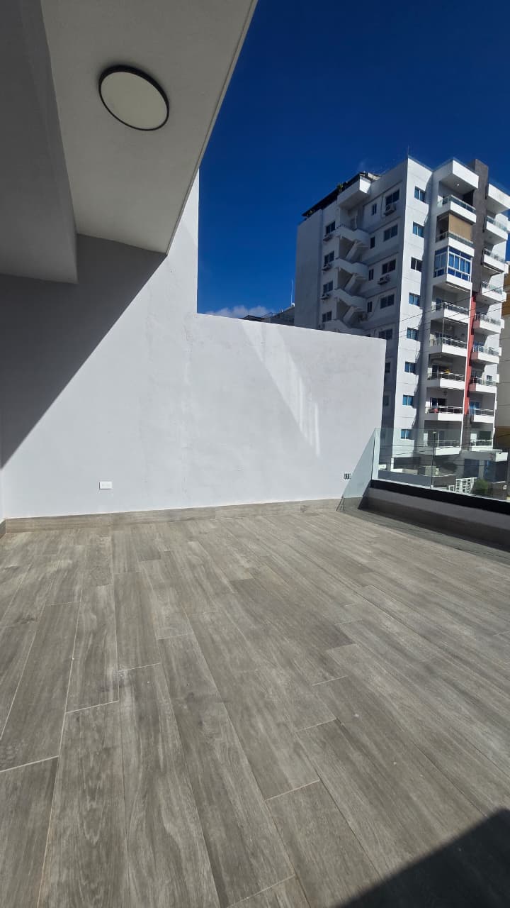 Elegante apartamento en renta en Evaristo Morales Santo Domingo Foto 7305398-12.jpg