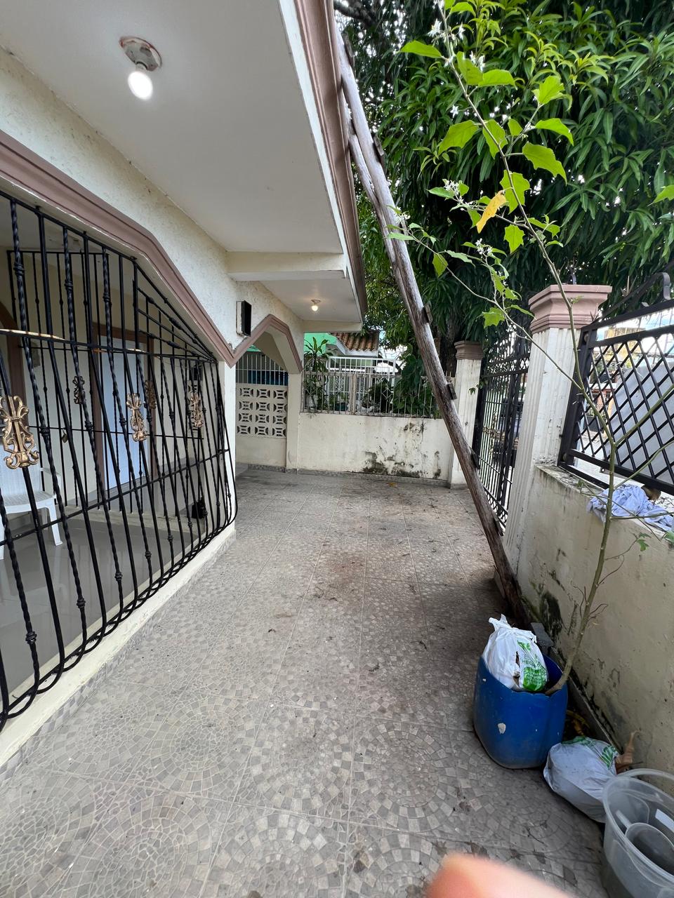SE VENDE CASA EN ANDRES BOCA CHICA A 1 ESQ. DE LA AUTOPISTA 4 HABS. 27 Foto 7305509-7.jpg