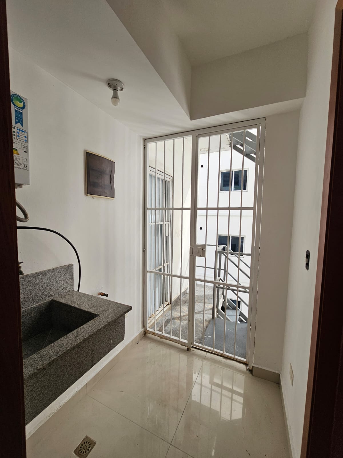 Vive la exclusividad en las alturas  Apartamento en Naco – Piso alto Foto 7305537-6.jpg