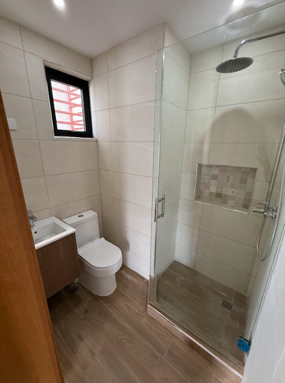 Venta de apartamento de 2 habitaciones en torre familiar Foto 7305649-13.jpg