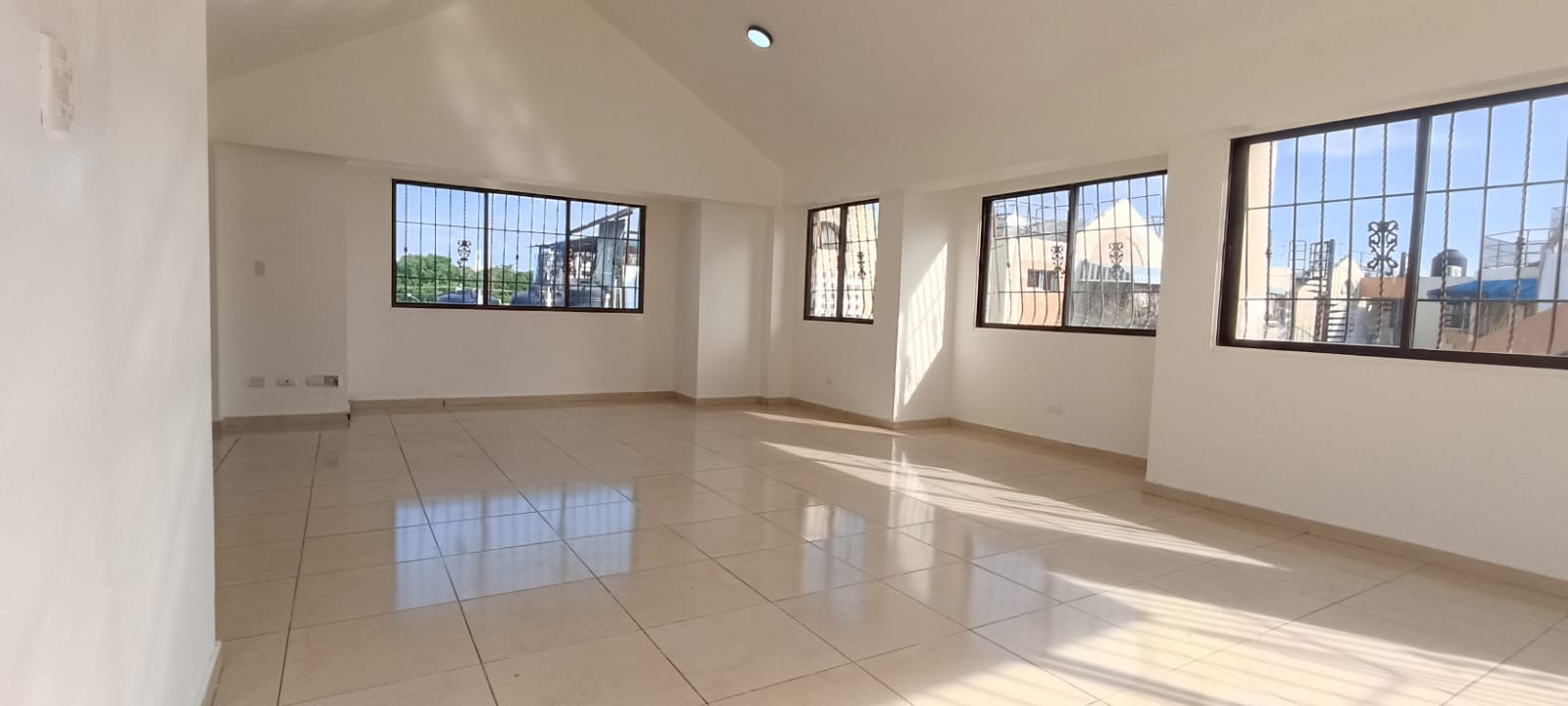 APARTAMENTO EN ALQUILER EN GAZCUE   Foto 7305669-1.jpg