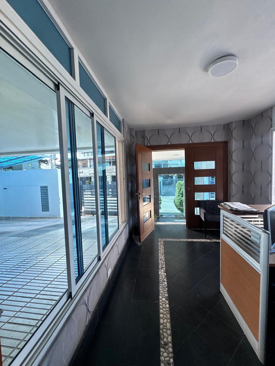 Amplio Apartamento de 167 m en El Renacimiento – Piso 6 con Terraza So Foto 7305696-7.jpg