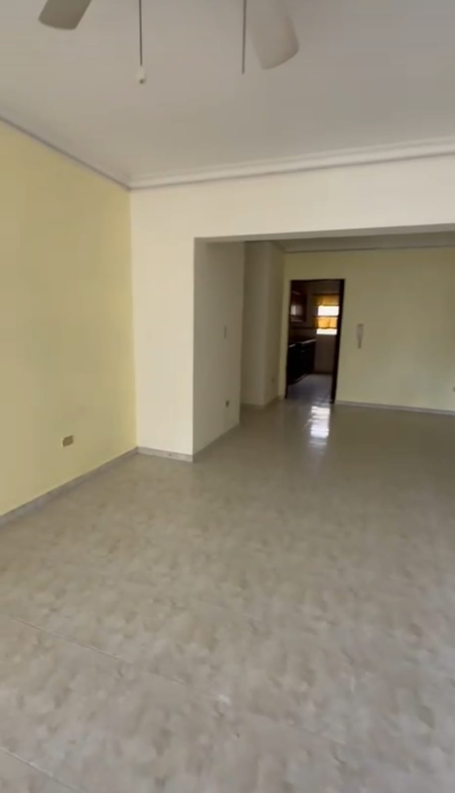Apartamento en Primer Piso en Venta – Renacimiento Santo Domingo Foto 7305697-3.jpg