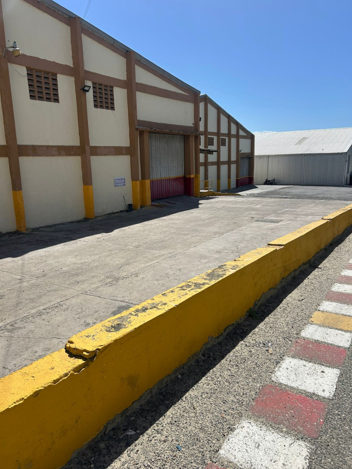 Nave Industrial en Alquiler – Zona Industrial de Haina  Foto 7305873-4.jpg