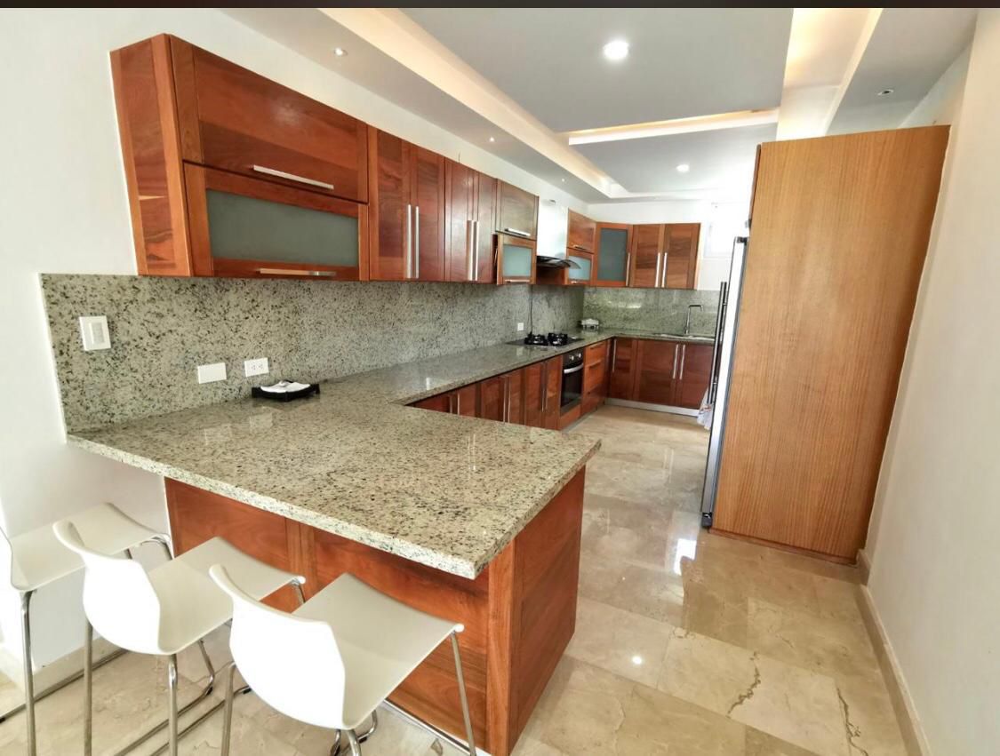 Vendo hermosa villa en Playa Nueva Romana  Foto 7305938-3.jpg