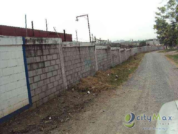 TERRENO COMERCIAL UBICADO EN LA AUTOPISTA DUARTE SANTO DOMINGO Foto 7306362-4.jpg