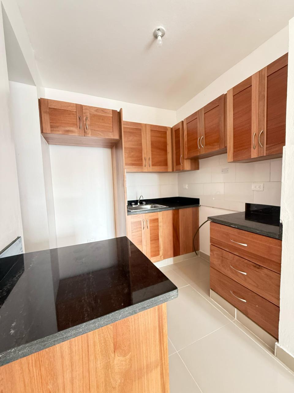  VENTA DE APARTAMENTO – PRÓXIMO A UTESA CIRCUNVALACIÓN SUR ???? Foto 7306492-3.jpg
