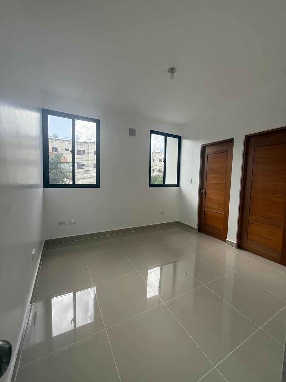  VENTA DE APARTAMENTO – PRÓXIMO A UTESA CIRCUNVALACIÓN SUR ???? Foto 7306492-7.jpg