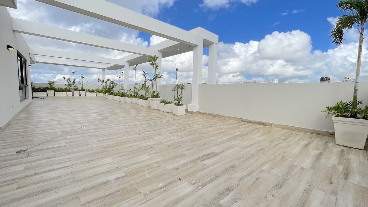 Apartamento con terraza de dos habitaciones en Zona Universitaria Foto 7306749-2.jpg