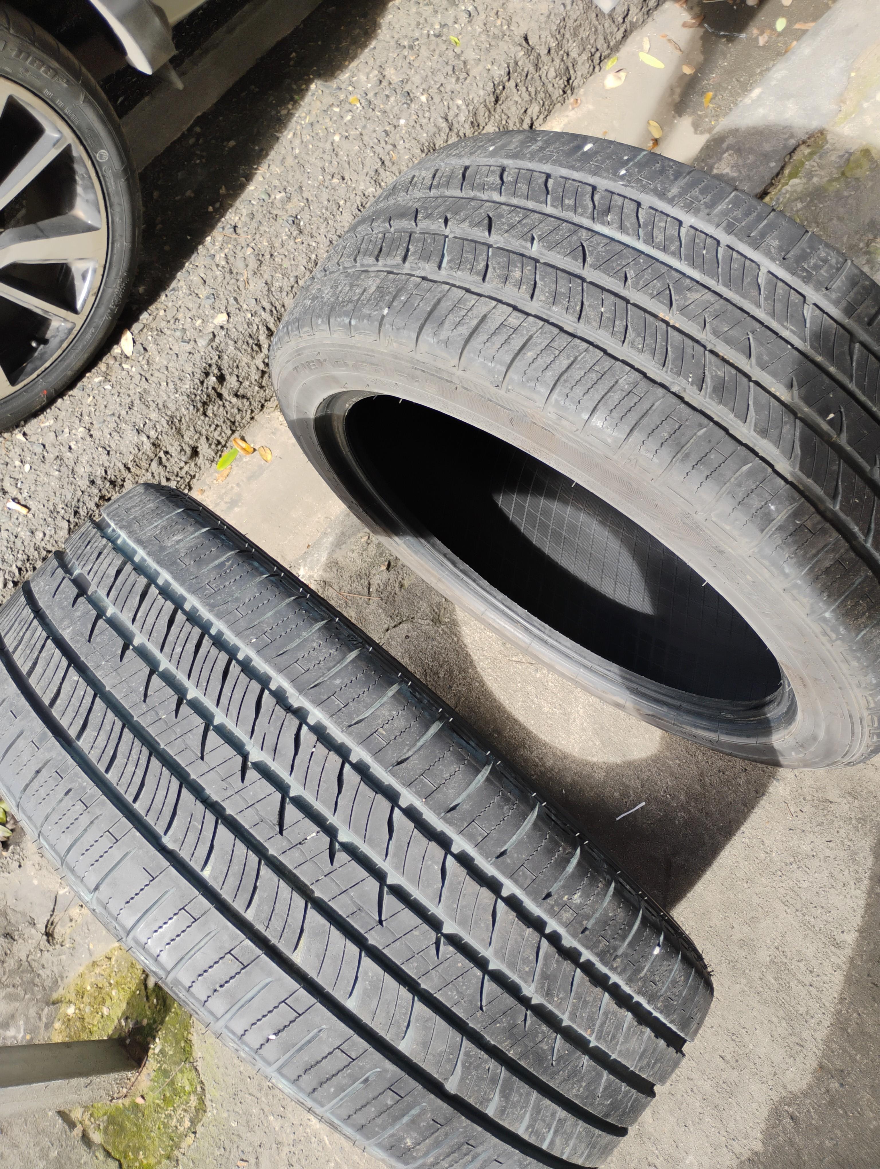 Vendo 2 goma nítida  en Santo Domingo Oeste Foto 7306750-3.jpg
