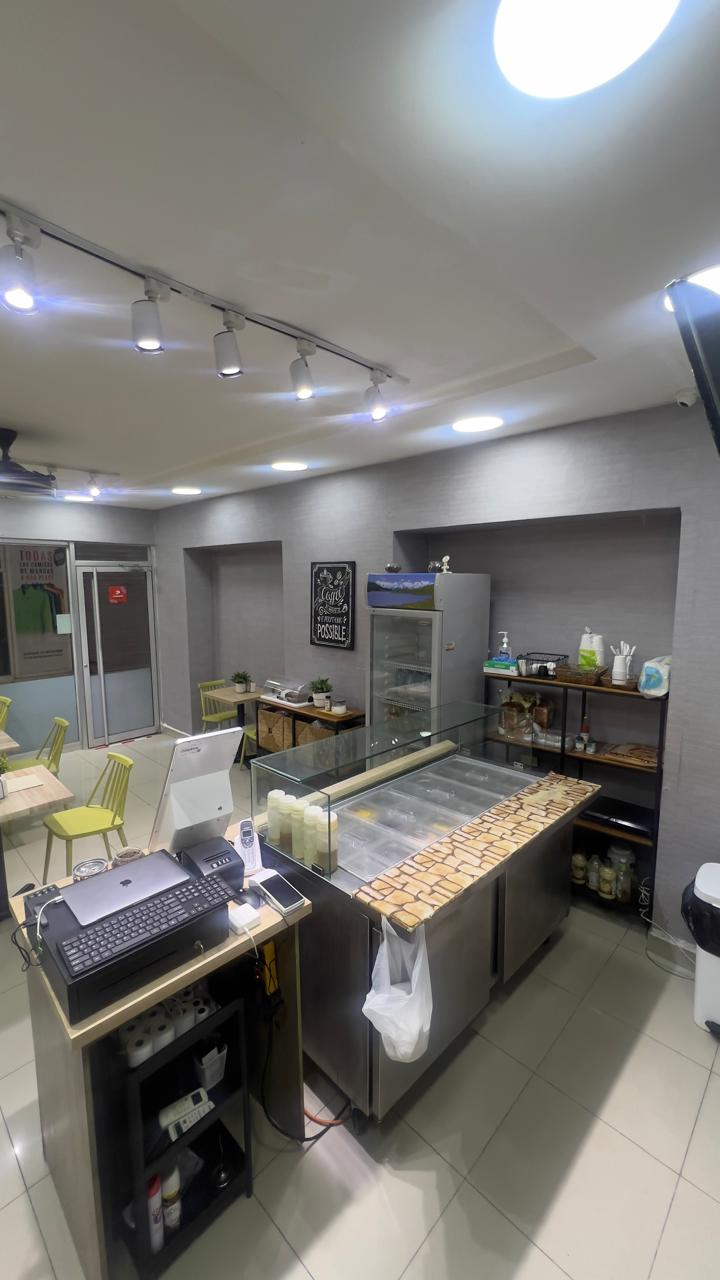 Oportunidad de Inversión – PUNTO COMERCIAL EN VENTA  Plaza Naco Santo  Foto 7307086-1.jpg
