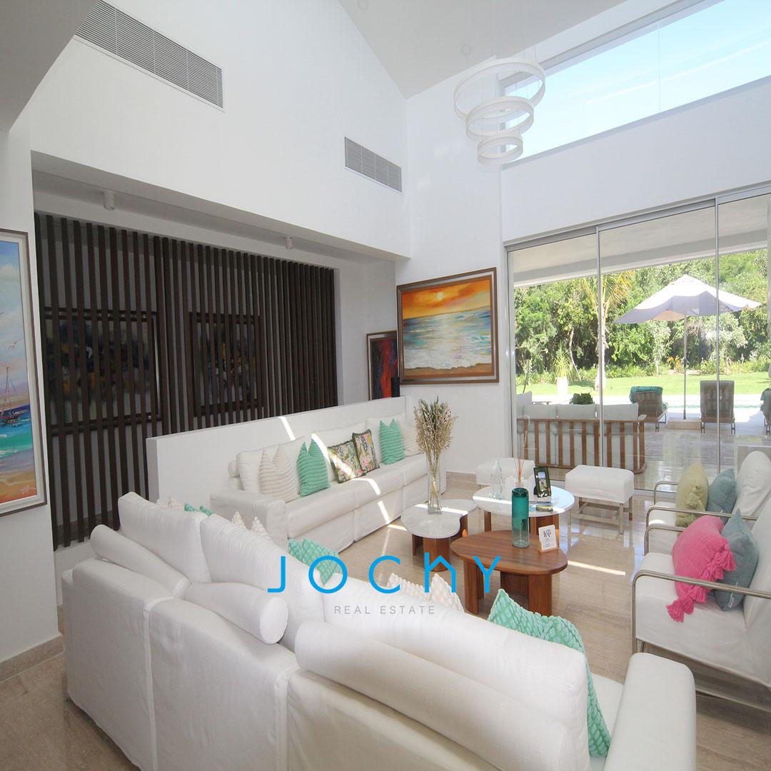 Jochy Real Estate vende villa en Casa de Campo La Romana R.D Foto 7307222-3.jpg