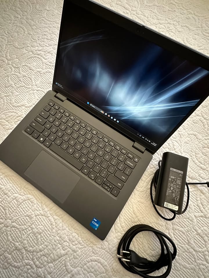 Vendo Laptop Dell Latitude 3440 Soft Charcoal Foto 7307797-1.jpg
