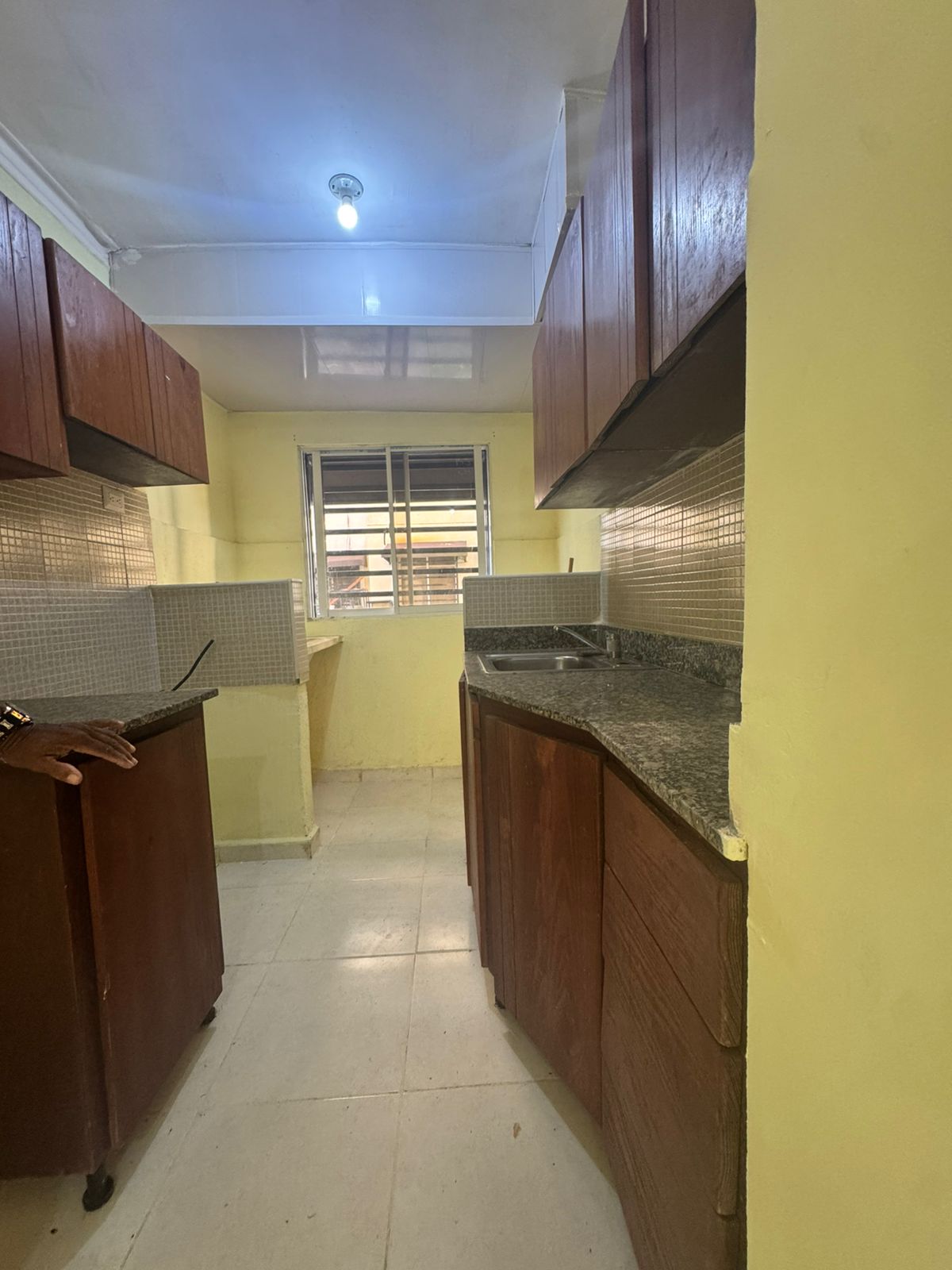 Apartamento en 1er Nivel en VENTAProx Aut San Isidro 3-Hab1-B 1-Parq S Foto 7307889-4.jpg