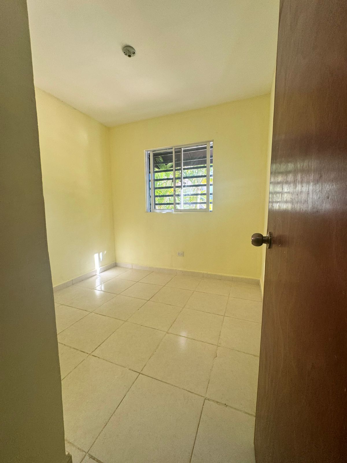 Apartamento en 1er Nivel en VENTAProx Aut San Isidro 3-Hab1-B 1-Parq S Foto 7307889-7.jpg