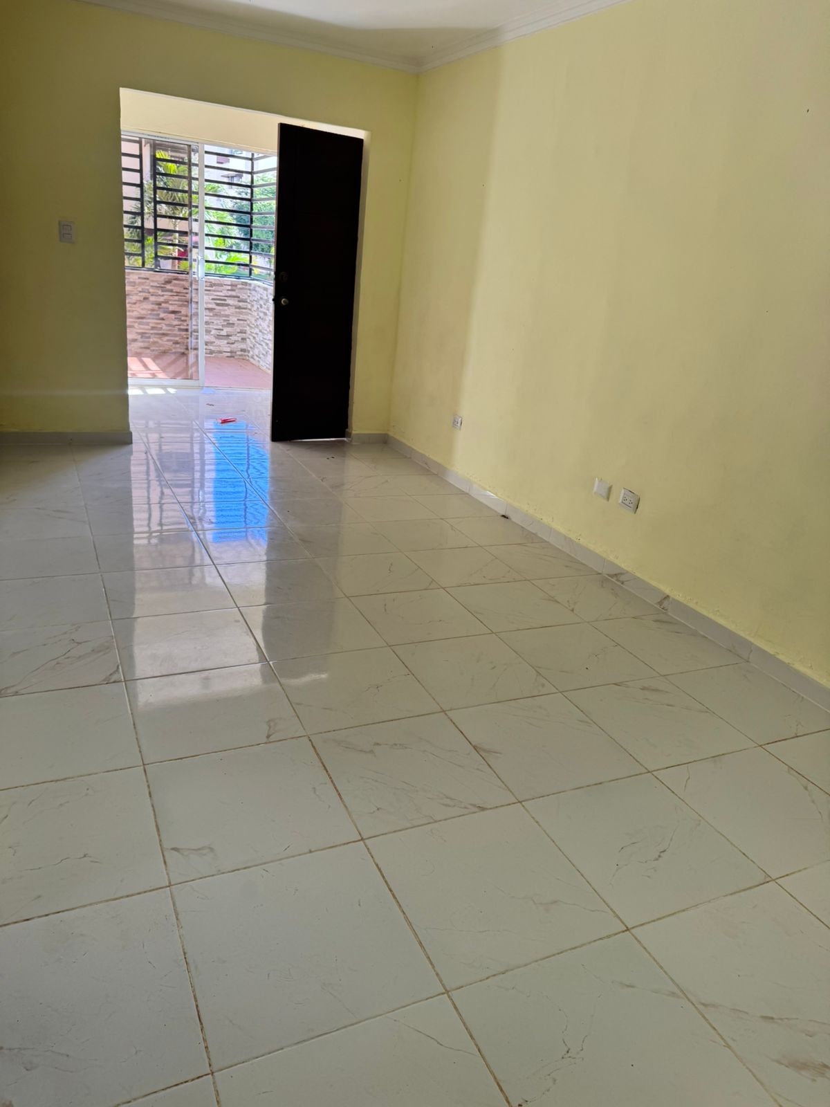 Apartamento en 1er Nivel en VENTAProx Aut San Isidro 3-Hab1-B 1-Parq S Foto 7307889-9.jpg