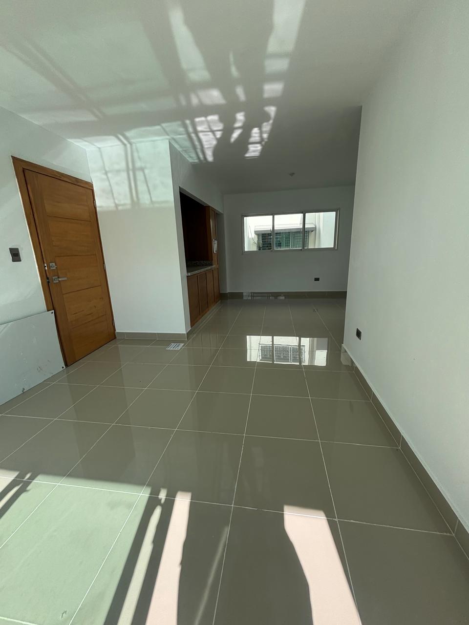 Apartamento en Venta en Av. República de Colombia Santo Domingo Foto 7307925-6.jpg