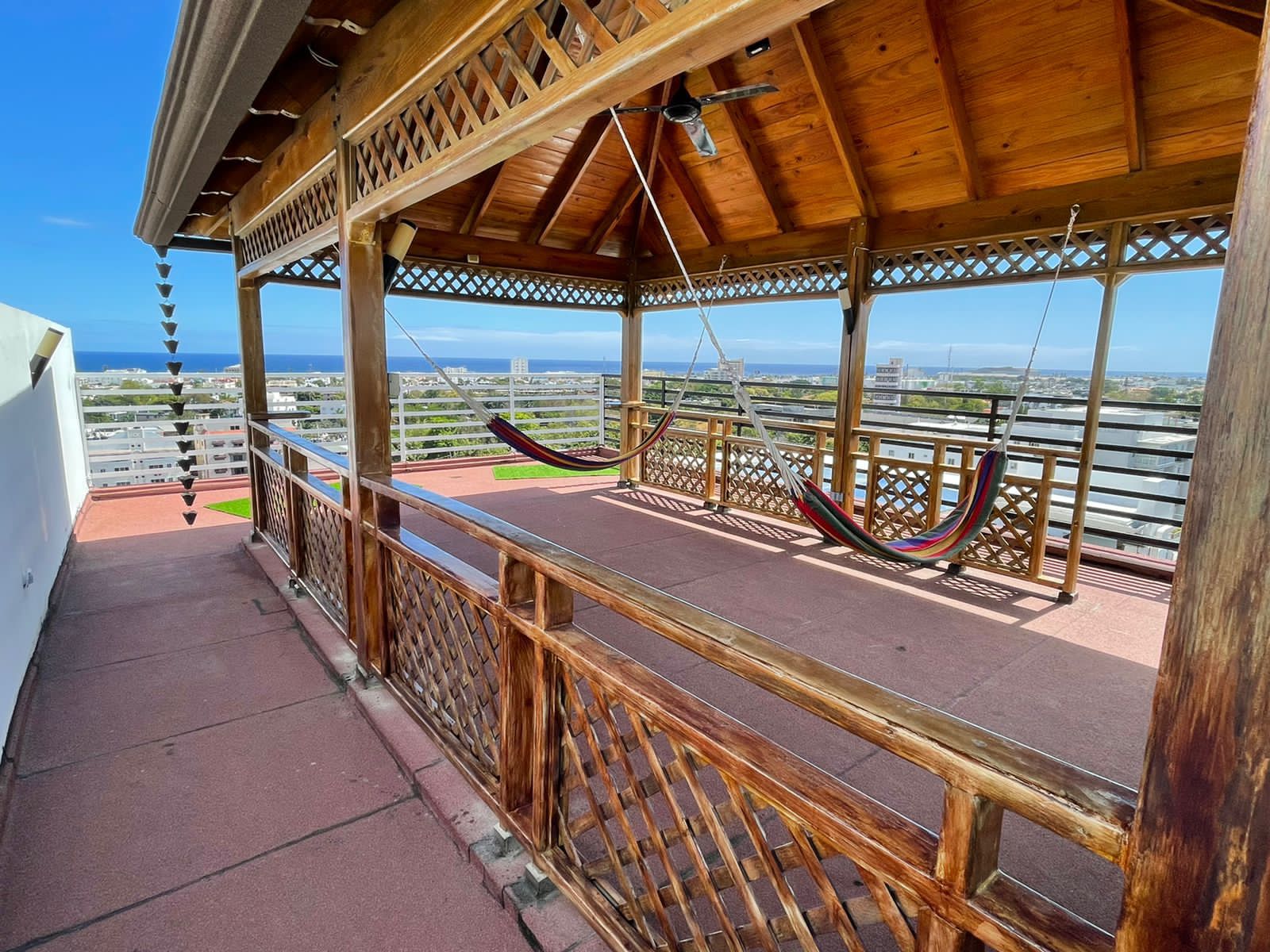 Penthouse de Lujo con Terraza y Jacuzzi frente al Mirador Sur  345 m Foto 7307934-8.jpg