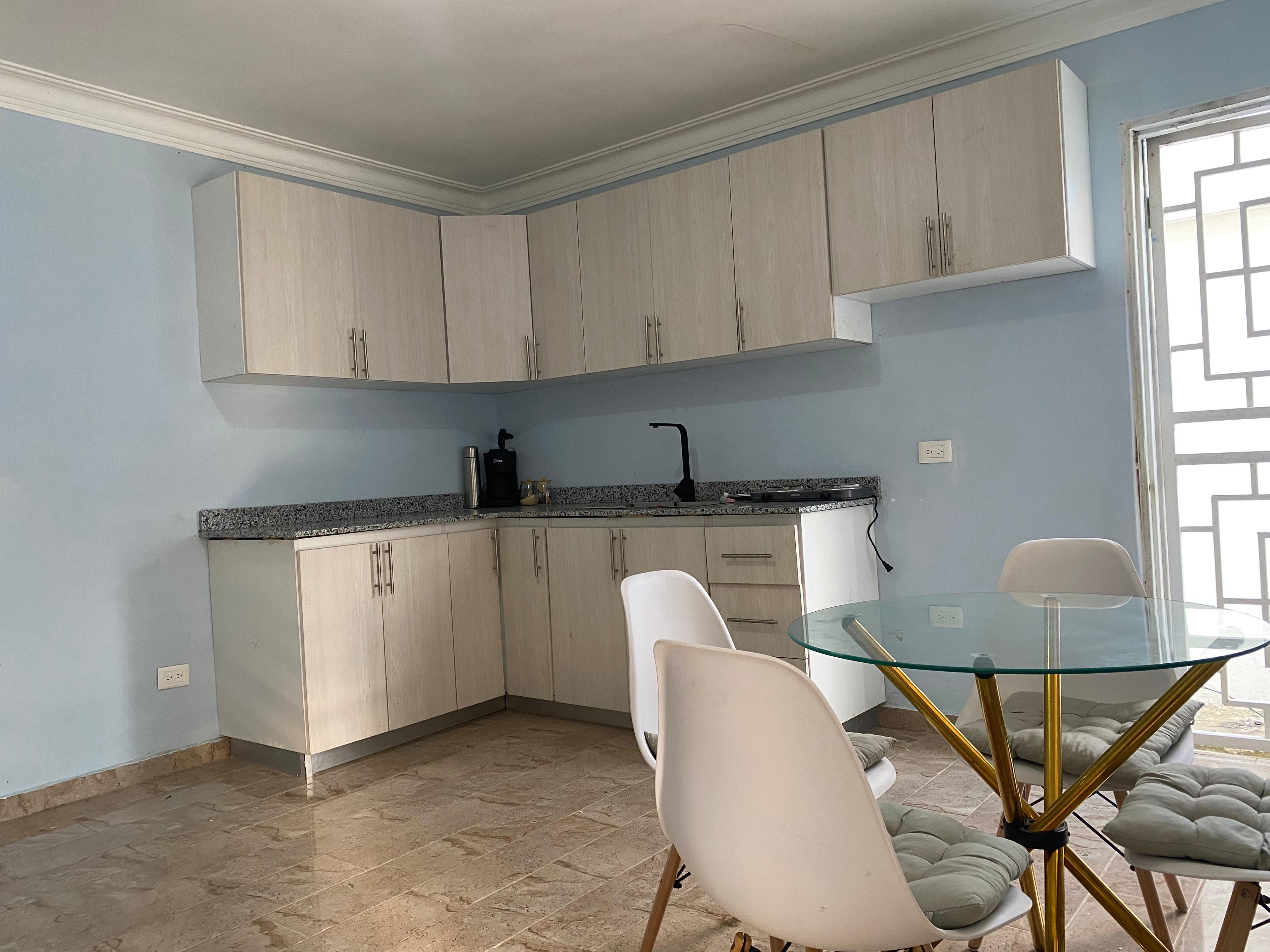 CASA en VENTA de 3 Hab 1-Baño Marqu Techada Res Yajaira en la 31 Prox  Foto 7308106-4.jpg