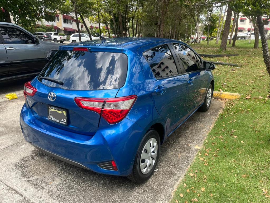 Toyota Vitz 2018  65.300 kilómetros  Monto RD 730.000    Seguro full i Foto 7308107-10.jpg
