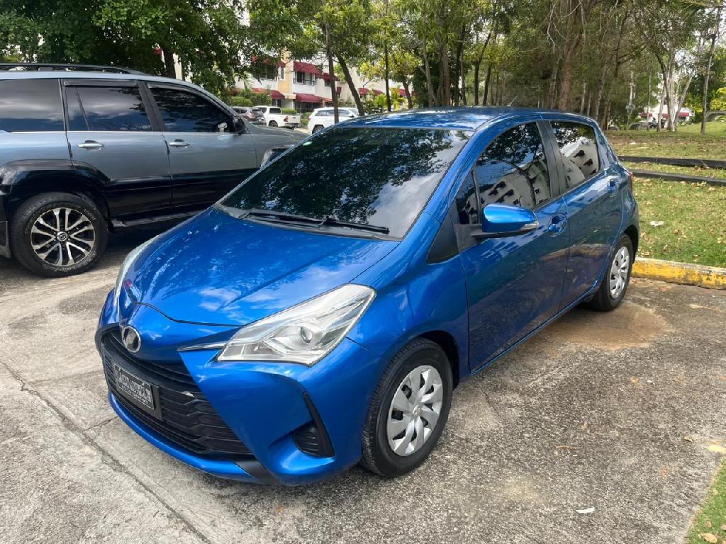 Toyota Vitz 2018  65.300 kilómetros  Monto RD 730.000    Seguro full i Foto 7308107-9.jpg