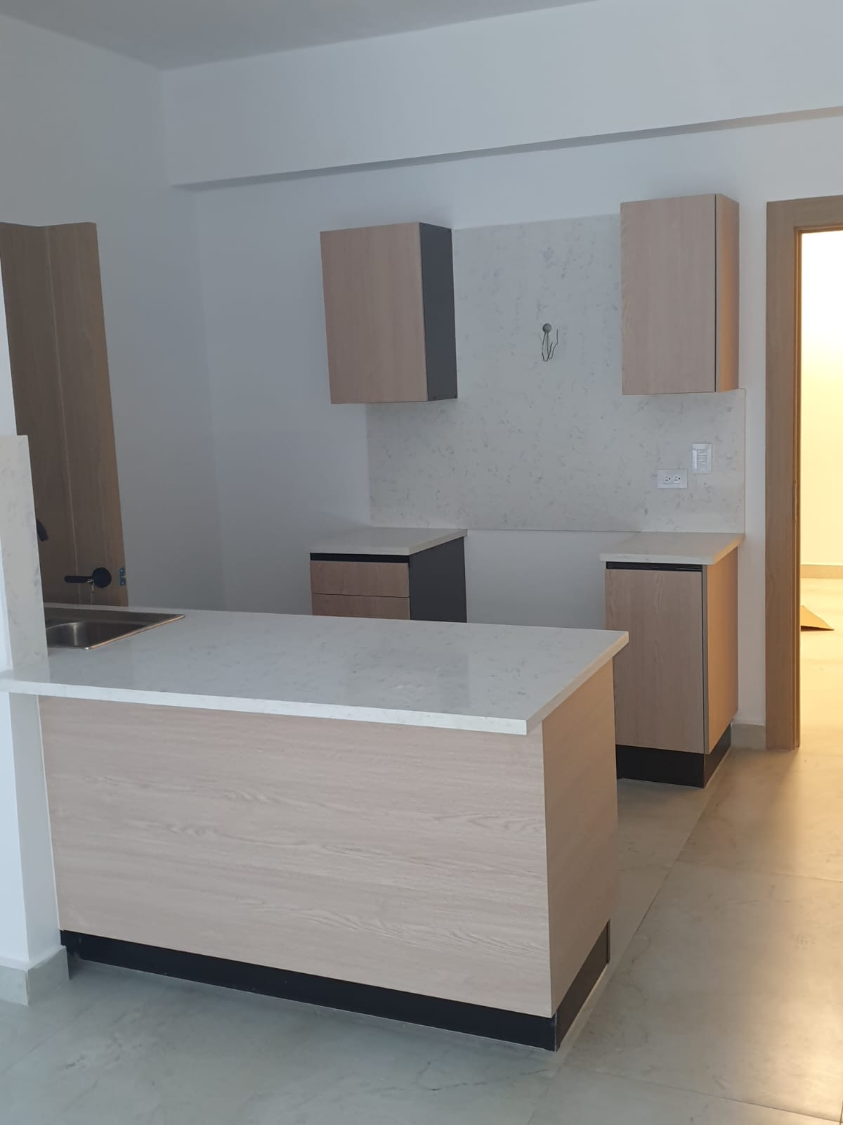 Apartamento Nuevo en Alquiler  Evaristo Morales Foto 7308145-4.jpg