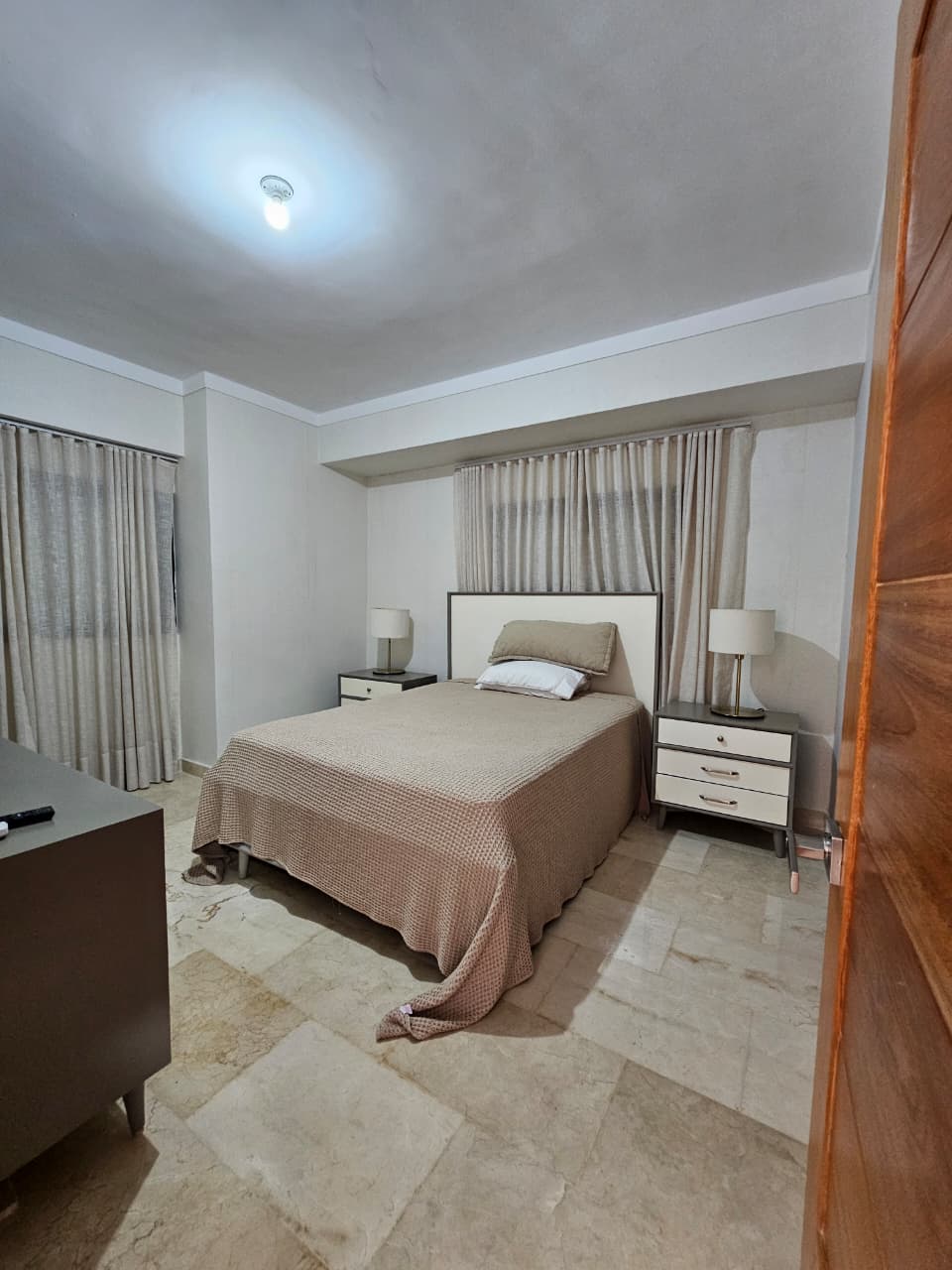Apartamento Amueblado en Alquiler  Evaristo Morales   Foto 7308162-10.jpg