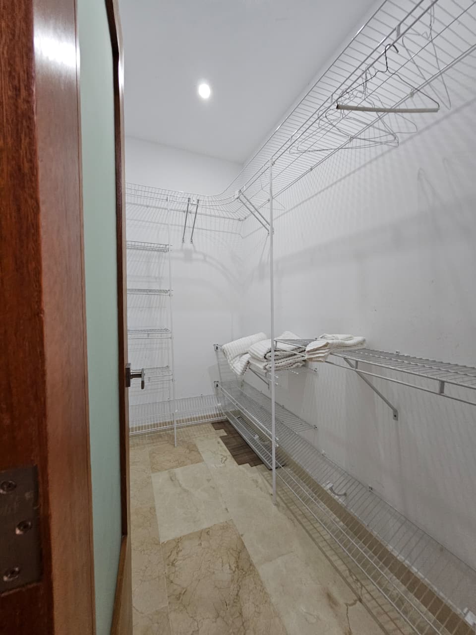 Apartamento Amueblado en Alquiler  Evaristo Morales   Foto 7308162-11.jpg