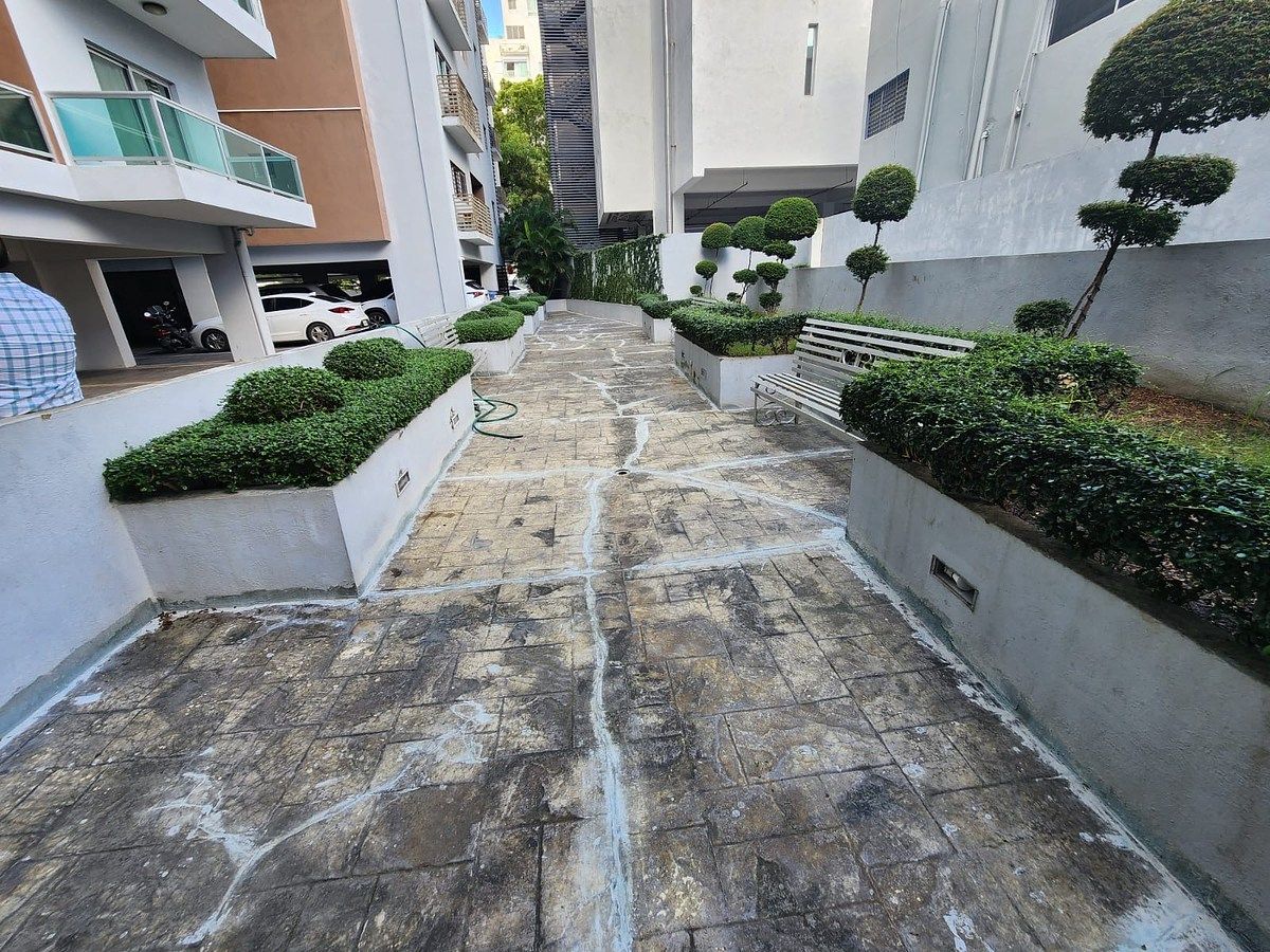 Apartamento de 164 m2 en Evaristo Morales de tres habitaciones Foto 7308247-4.jpg