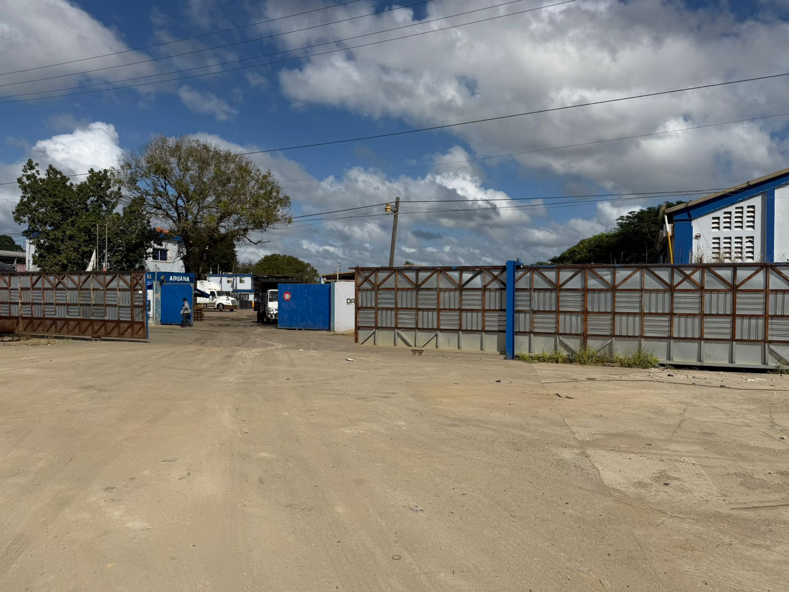 Nave Industrial en Renta – San Isidro Santo Domingo Este Foto 7308322-2.jpg
