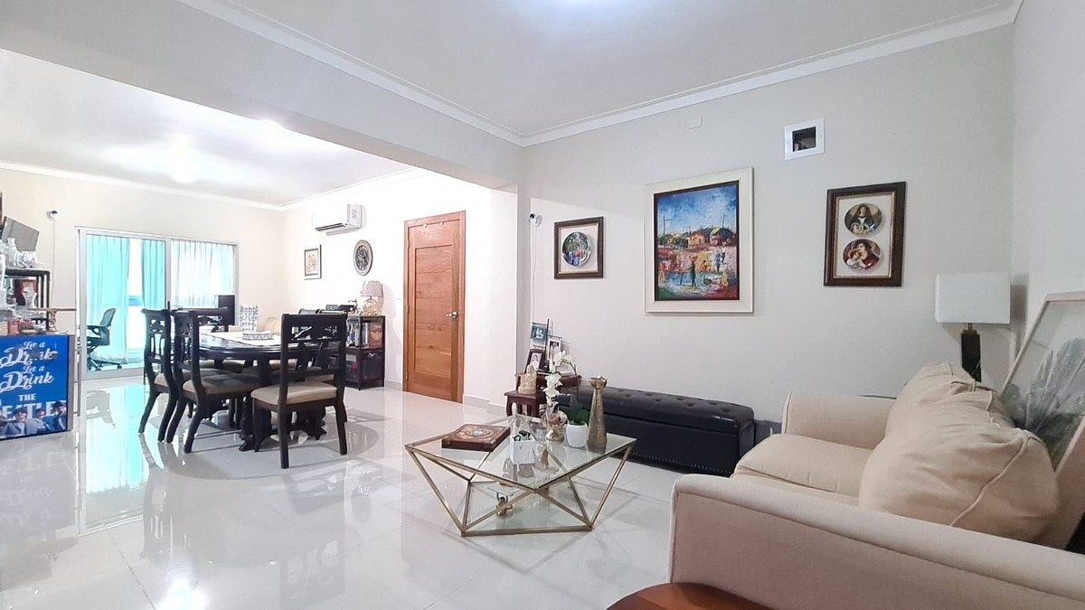 Apartamento 5to. Piso Dos Habitaciones 118 m2 en Evaristo Morales Foto 7308347-1.jpg