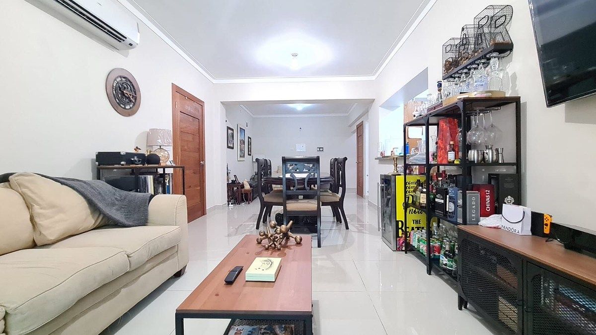 Apartamento 5to. Piso Dos Habitaciones 118 m2 en Evaristo Morales Foto 7308347-12.jpg