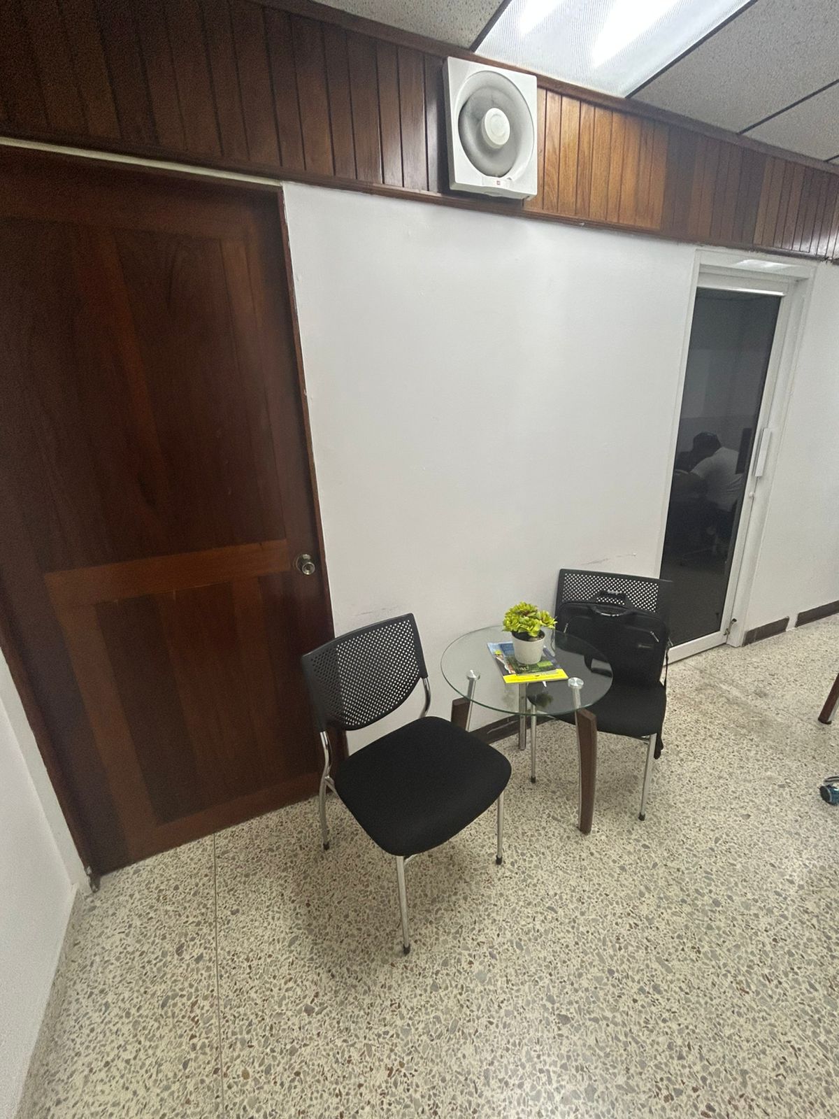 ???????? RENTA DE LOCALES PARA OFICINA EN LA ESTRELLA SADHALÁ – SANTIA Foto 7308420-5.jpg