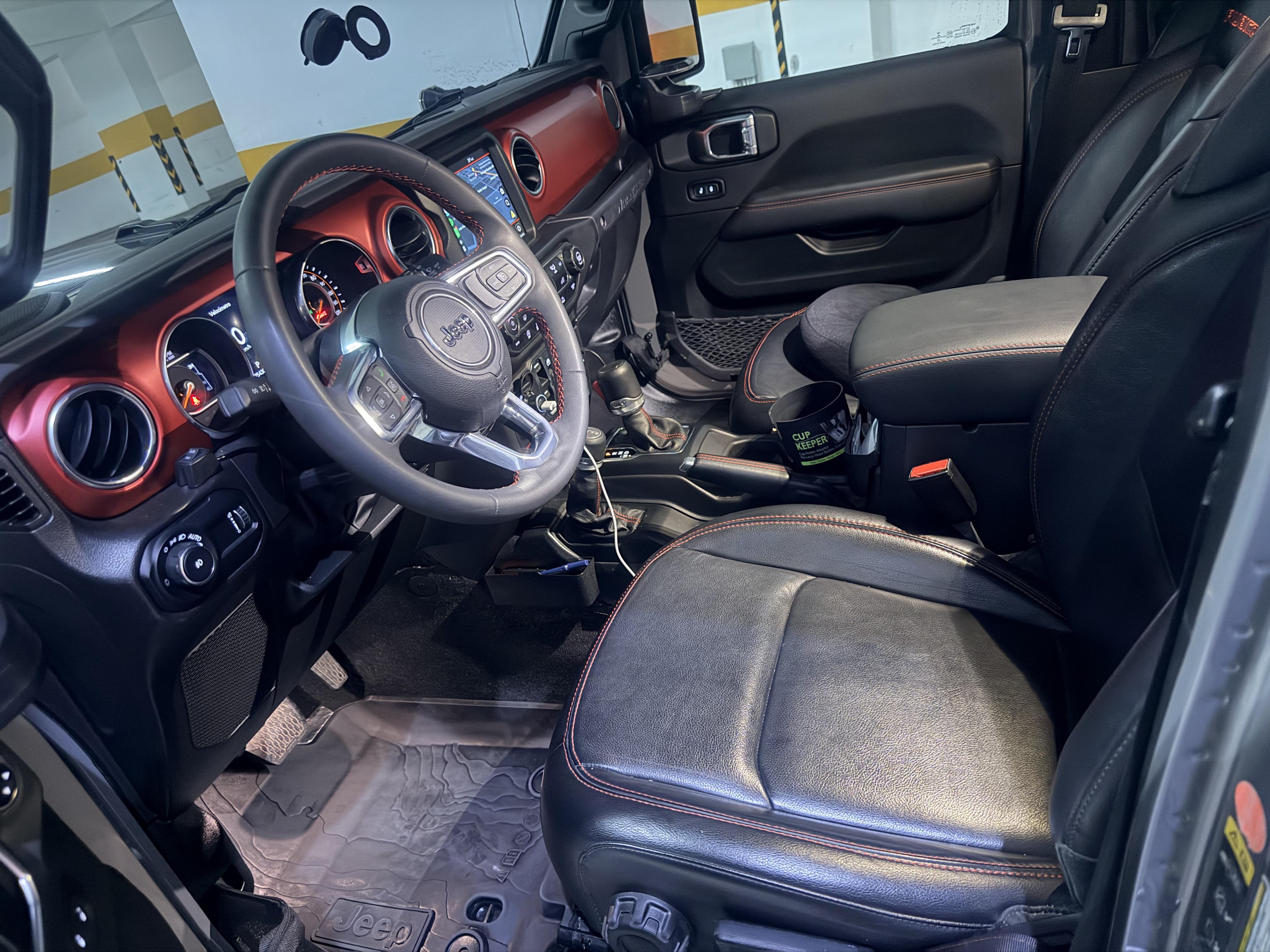 Jeep Wrangler Rubicon 2023 poco uso. 25mil km Foto 7308533-4.jpg