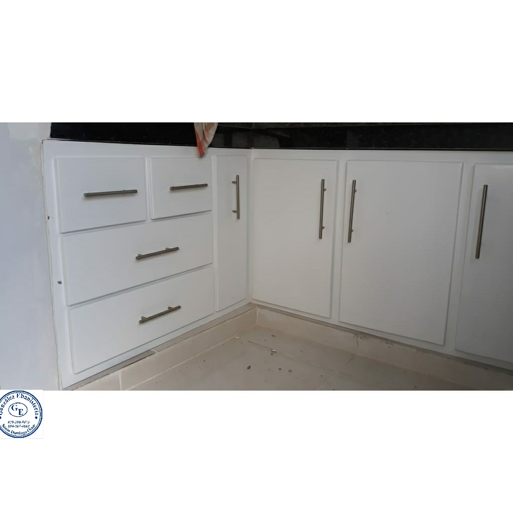 Gabinetes de cocina blanco moderno en Santo Domingo  Foto 7308538-2.jpg