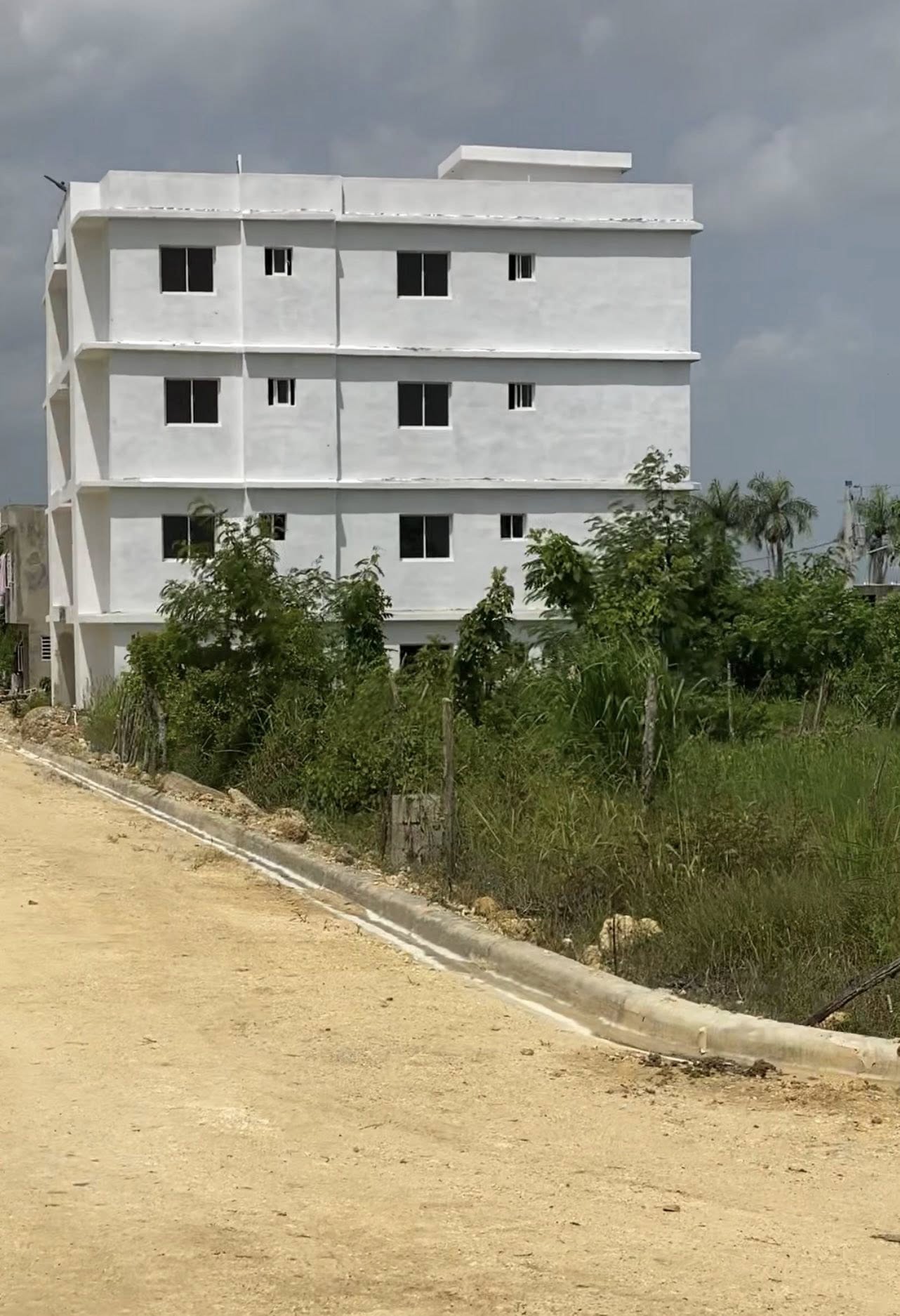 terreno con titulo definitivo en santo domingo norte Foto 7308653-4.jpg