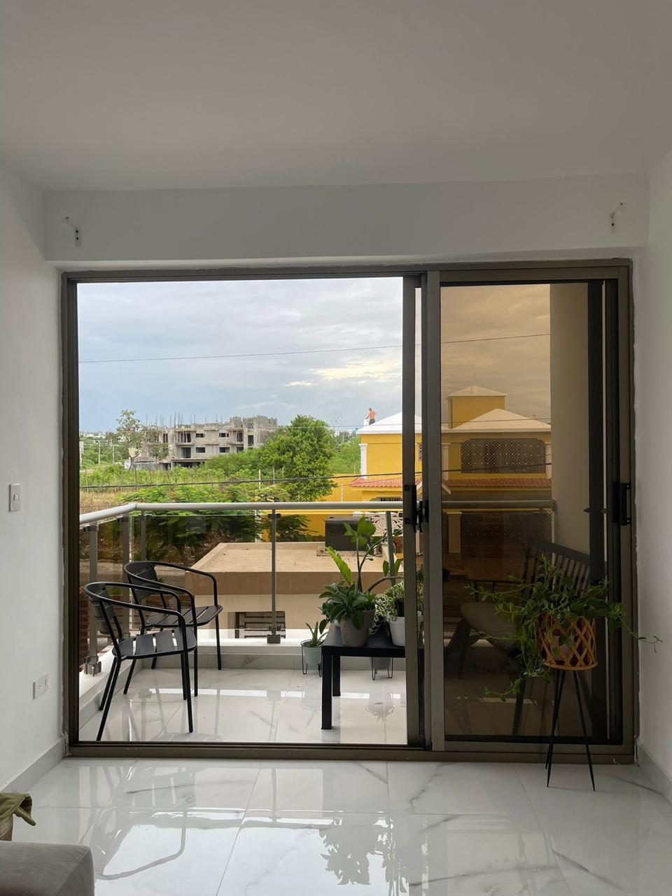 Apartamento en Venta en la Jacobo Majluta Foto 7308774-2.jpg