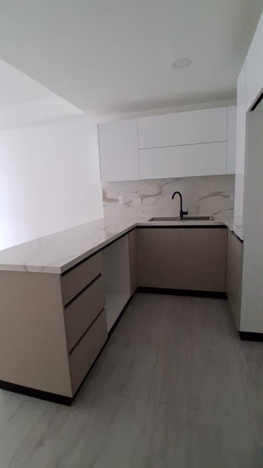 Alquilo Apartamento Evaristo Morales Precio 800 US Foto 7308919-6.jpg