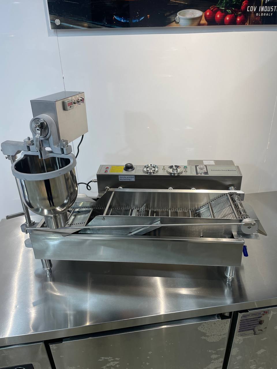 Maquina de hacer donas freidora de donas rosquillas donuts roscas berl Foto 7308978-3.jpg