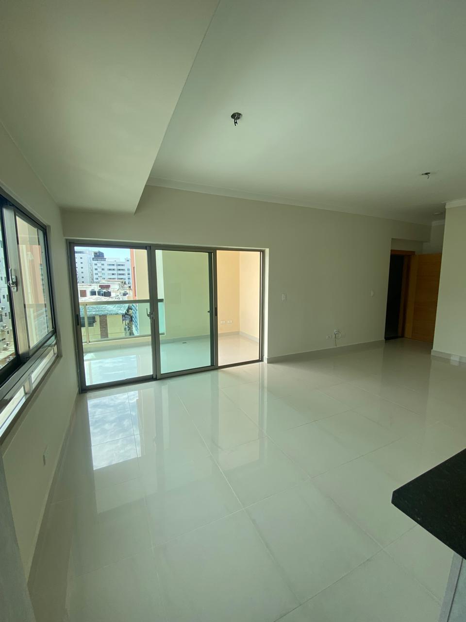 Apartamento en Renta en Bella Vista Santo Domingo Foto 7309088-4.jpg