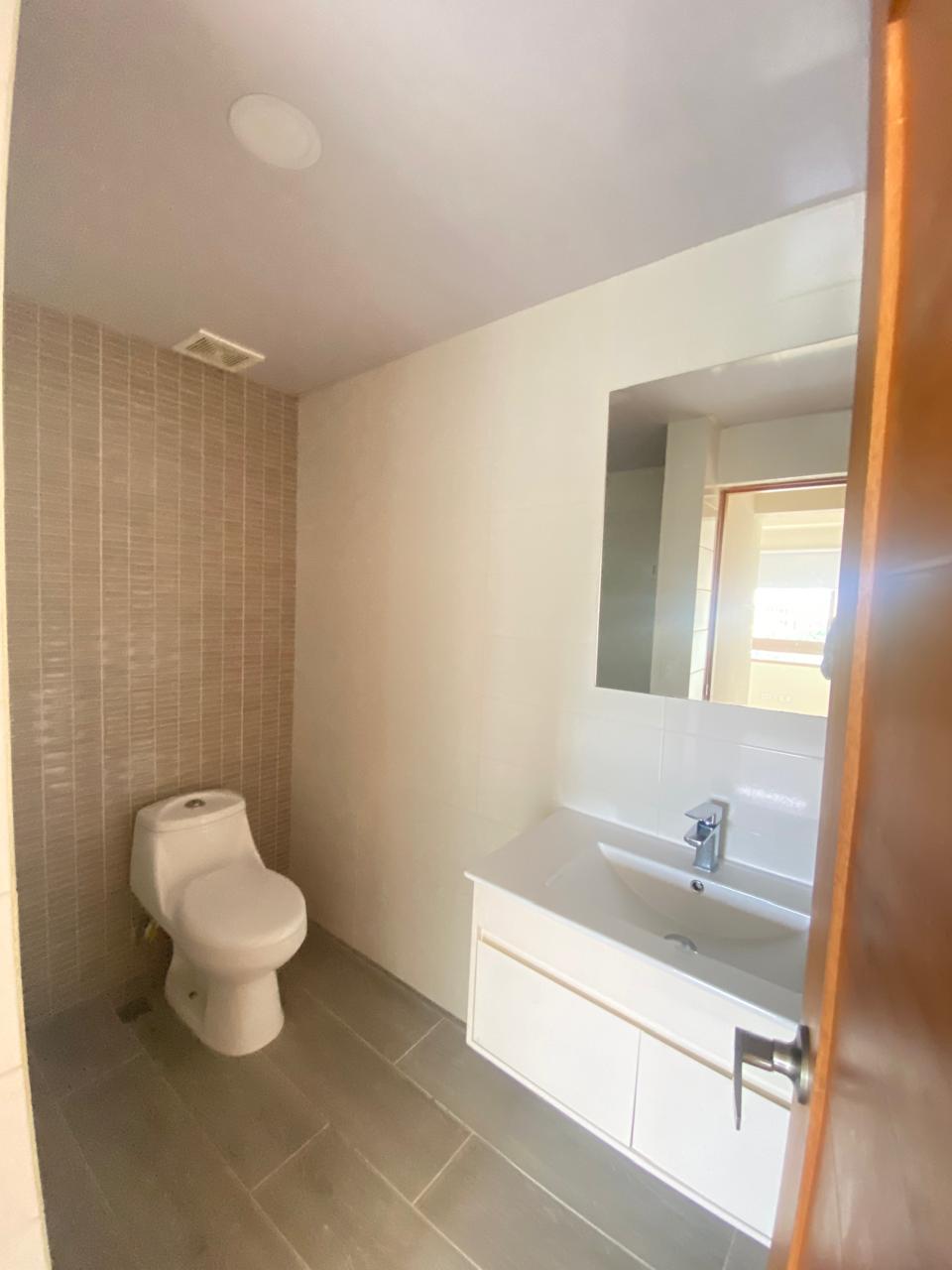 Apartamento en Renta en Bella Vista Santo Domingo Foto 7309088-9.jpg