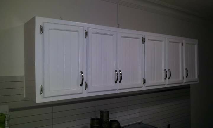 Gabinete blanco de cocina  Foto 7309266-1.jpg