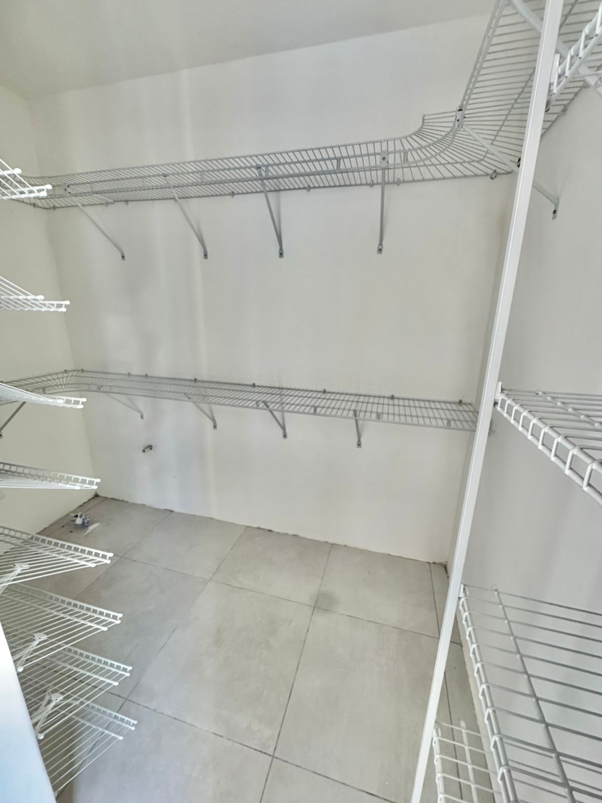 Apartamento Nuevo en Alquiler EVARISTO MORALES USD 1550.00 Mantenimien Foto 7309396-12.jpg